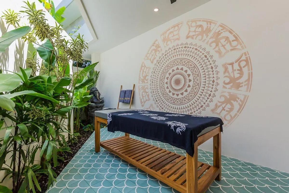 Villa Jinjah Soul Luxury 5Br Villa,18M Pool & Garden Mantaak Indonesia